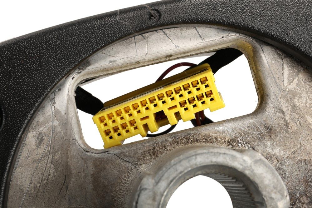 GM Genuine Parts Steering Wheel 85594306 — image 3